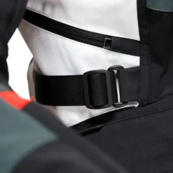 Dainese Carve Master 3 Lady Gore-Tex Jacket Black Ebony Lava Red -Helstons Winkel dainese carve master 3 lady gore tex jacket black ebony lava red 5