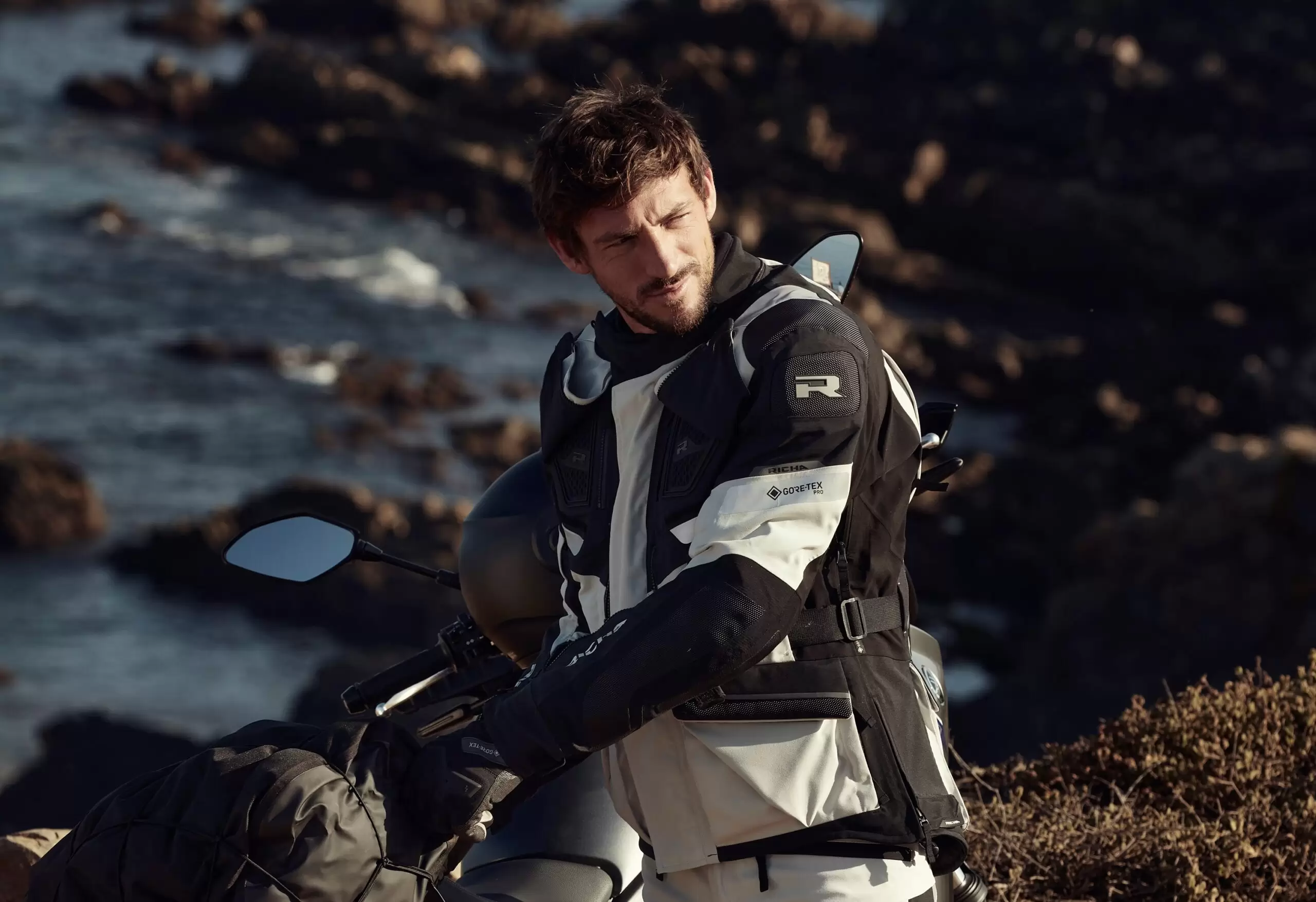 Helstons Winkel -Helstons Winkel gore tex motorkleding scaled.jpg